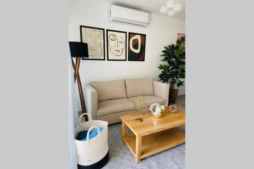 מזטלן Modern Decor Apartment Near Ocean מראה חיצוני תמונה